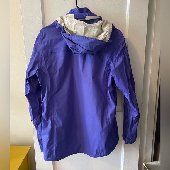 Marmot waterproof rain jacket - women’s M - Picture 4 of 6